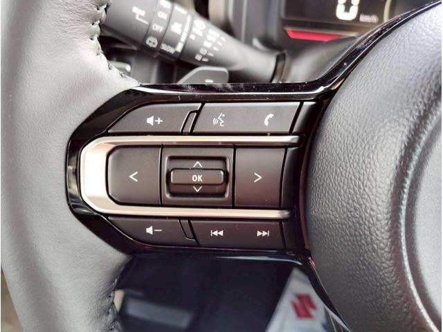 スペーシアギア ハイブリッドＸＺ　ターボ　４ＷＤ　届出済未使用車／全方位モニター付９型ナビ／スズキセーフティサポート／衝突軽減システム／車線逸脱警告／追従クルコン／両側電動スライド／ＬＥＤヘッドライト／パドルシフト／フルセグＴＶ／ＢＴ／シートヒーター（13枚目）