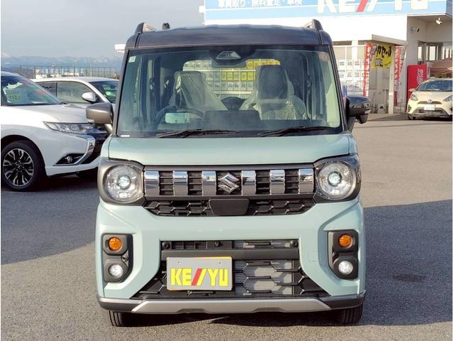 スペーシアギア ハイブリッドＸＺ　ターボ　４ＷＤ　届出済未使用車／全方位モニター付９型ナビ／スズキセーフティサポート／衝突軽減システム／車線逸脱警告／追従クルコン／両側電動スライド／ＬＥＤヘッドライト／パドルシフト／フルセグＴＶ／ＢＴ／シートヒーター（28枚目）