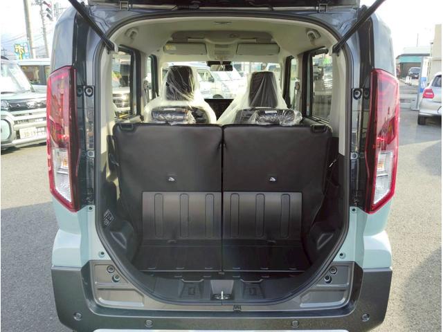 スペーシアギア ハイブリッドＸＺ　ターボ　４ＷＤ　届出済未使用車／全方位モニター付９型ナビ／スズキセーフティサポート／衝突軽減システム／車線逸脱警告／追従クルコン／両側電動スライド／ＬＥＤヘッドライト／パドルシフト／フルセグＴＶ／ＢＴ／シートヒーター（44枚目）