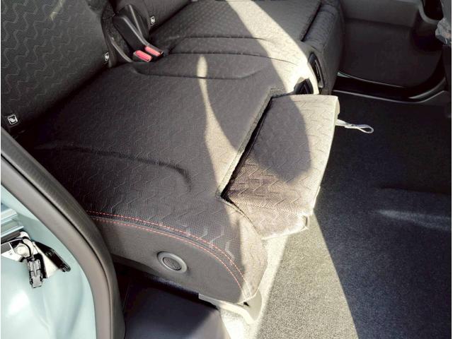 スペーシアギア ハイブリッドＸＺ　ターボ　４ＷＤ　届出済未使用車／全方位モニター付９型ナビ／スズキセーフティサポート／衝突軽減システム／車線逸脱警告／追従クルコン／両側電動スライド／ＬＥＤヘッドライト／パドルシフト／フルセグＴＶ／ＢＴ／シートヒーター（49枚目）