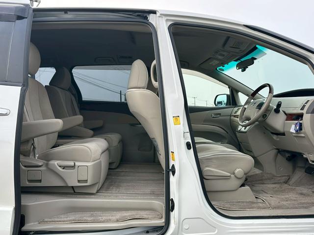 �����X�\��𒸂���΁A�����ɂĎ�����\�ł���i�ԗ��ɂ��o���Ȃ��ꍇ���������܂��A�ڂ����̓X�^�b�t�܂Łj�u���ԏ�ɓ��邩�ȁ`�H�v���R�A���ԏ�ɓ���ɍs���܂��i���O�Q�O���j