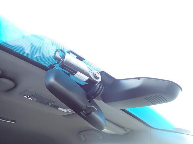 フィットハイブリッド Ｆパッケージ　４ＷＤ　ナビ　ＣＤ　Ｂカメラ　ＥＴＣ　ドラレコ前　Ｆ・Ｒセンサー　横滑り防止　Ｐスタート　スマートキー　寒冷地仕様（19枚目）