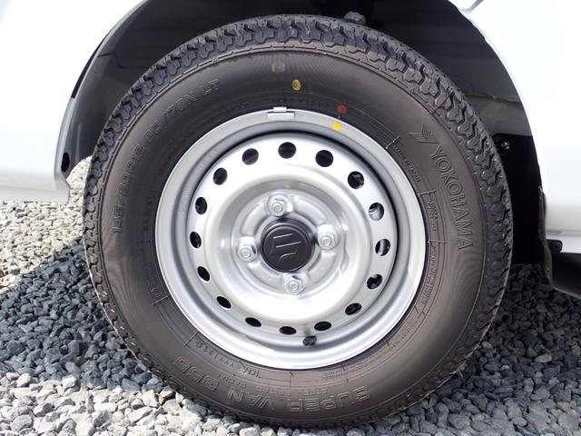 キャリイトラック ＫＣエアコン・パワステ　４ＷＤ　届出済未使用　アイドリングストップ　クリアランスソナー　オートライト　エアコン　パワステ　キーレス　横滑り防止（37枚目）