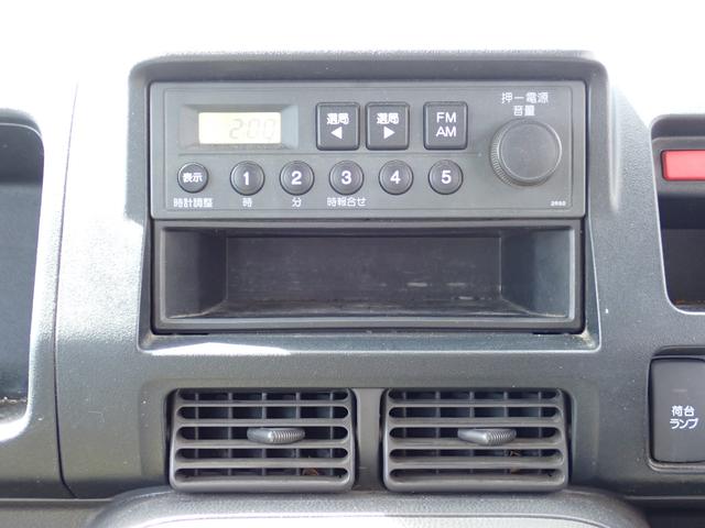 アクティトラック アタック　４ＷＤ　ＭＴ　ＦＭ　ＡＭ　パワステ　レベライザー　デフロック　荷台ランプ（17枚目）