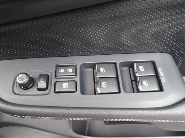 レガシィＢ４ 　４ＷＤ　ナビ　フルセグ　ＣＤ　ＤＶＤ　バックカメラ　クルコン　シートヒーター（13枚目）