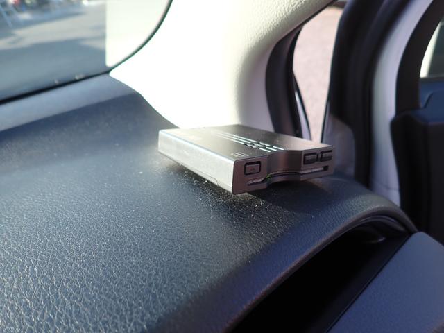 ヴィッツ Ｆ　４ＷＤ　ナビ　ＣＤ　ＤＶＤ　ＳＤ　ＥＴＣ　ＵＳＢ　Ｂカメラ　横滑り防止　電格ミラー　キーレス（15枚目）