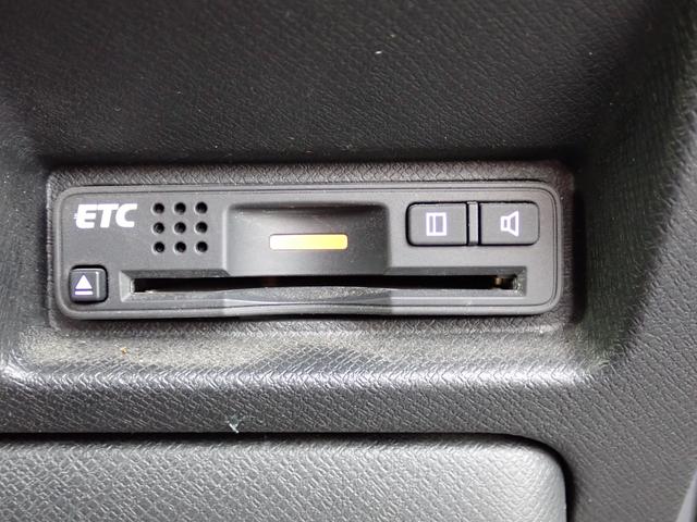 ステップワゴンスパーダ Ｚ　４ＷＤ　ナビ　フルセグ　ＣＤ　ＤＶＤ　ＢＴ　Ｂカメラ　ＥＴＣ　ドラレコ３６０℃　アイドリングストップ　両側パワースライド　フリップダウンモニター　寒冷地仕様（20枚目）