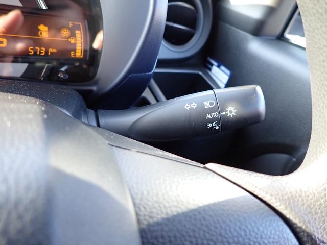 アルト Ｌ　４ＷＤ　レーダーブレーキ　アイドリングストップ　横滑り防止　衝突軽減　車線逸脱　シートヒーター（13枚目）