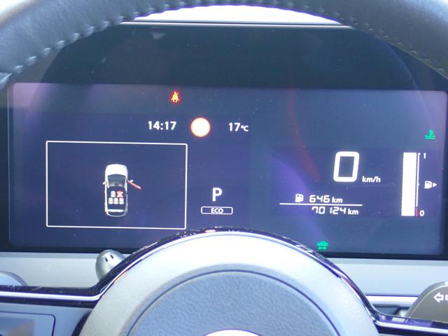 ノート ｅ－パワー　Ｘ　ＦＯＵＲ　４ＷＤ　ナビ　バックカメラ　Ｂｌｕｅｔｏｏｔｈ　ラジオ　前ドライブレコーダー　ＥＴＣ　ハンドルヒーター　オートライト　ステアリングリモコン　電動格納ミラー　キーレス　プッシュスタート（11枚目）