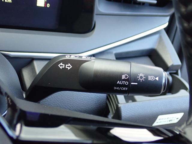 ノート ｅ－パワー　Ｘ　ＦＯＵＲ　４ＷＤ　ナビ　バックカメラ　Ｂｌｕｅｔｏｏｔｈ　ラジオ　前ドライブレコーダー　ＥＴＣ　ハンドルヒーター　オートライト　ステアリングリモコン　電動格納ミラー　キーレス　プッシュスタート（15枚目）