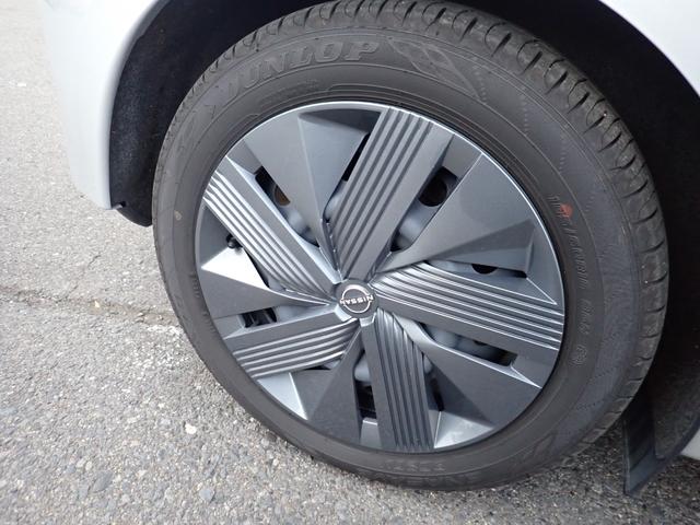 ノート ｅ－パワー　Ｘ　ＦＯＵＲ　４ＷＤ　ナビ　バックカメラ　Ｂｌｕｅｔｏｏｔｈ　ラジオ　前ドライブレコーダー　ＥＴＣ　ハンドルヒーター　オートライト　ステアリングリモコン　電動格納ミラー　キーレス　プッシュスタート（37枚目）