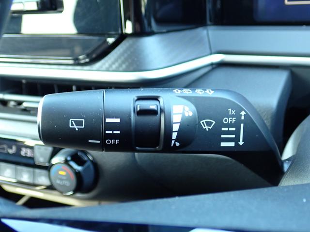 ノート Ｘ　ＦＯＵＲ　４ＷＤ　ナビ　バックカメラ　Ｂｌｕｅｔｏｏｔｈ　ラジオ　前ドライブレコーダー　ＥＴＣ　ハンドルヒーター　オートライト　ステアリングリモコン　電動格納ミラー　キーレス　プッシュスタート　シートヒーター（13枚目）