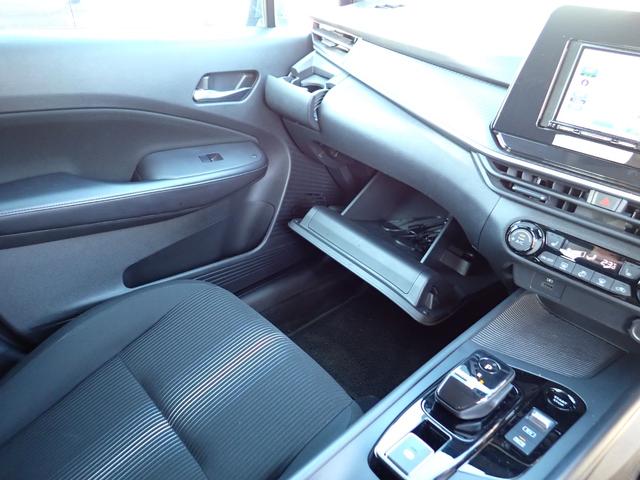 ノート Ｘ　ＦＯＵＲ　４ＷＤ　ナビ　バックカメラ　Ｂｌｕｅｔｏｏｔｈ　ラジオ　前ドライブレコーダー　ＥＴＣ　ハンドルヒーター　オートライト　ステアリングリモコン　電動格納ミラー　キーレス　プッシュスタート　シートヒーター（32枚目）