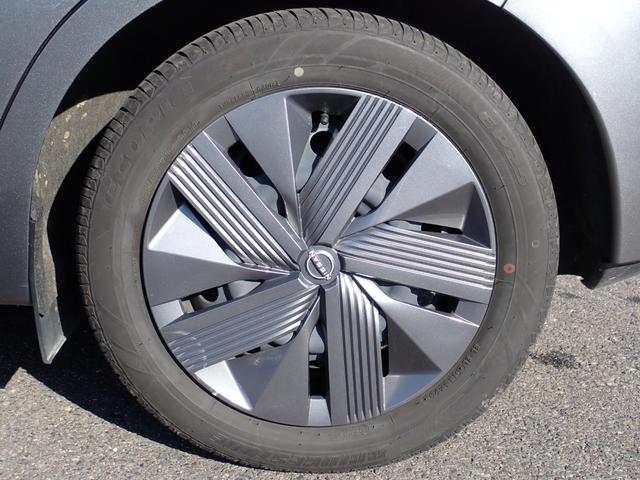 ノート Ｘ　ＦＯＵＲ　４ＷＤ　ナビ　バックカメラ　Ｂｌｕｅｔｏｏｔｈ　ラジオ　前ドライブレコーダー　ＥＴＣ　ハンドルヒーター　オートライト　ステアリングリモコン　電動格納ミラー　キーレス　プッシュスタート　シートヒーター（49枚目）