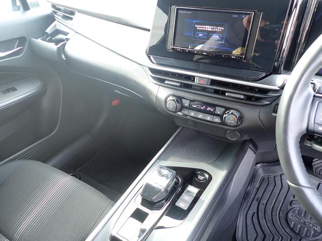 ノート 4WD ナビ BT Bカメラ 前ドラレコ ETC ステアリングヒーター シートヒーター オートライト ステリモ(18枚目)
