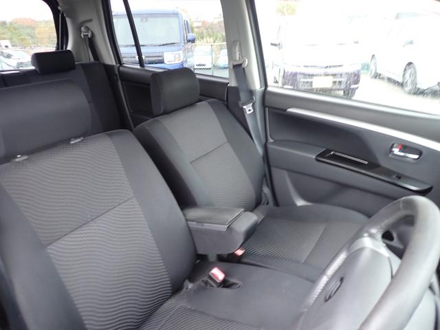 ワゴンＲスティングレー Ｘ　４ＷＤ　シートヒーター　スマートキー　Ｐスタート　Ｆフォグ　フルフラットシート（8枚目）