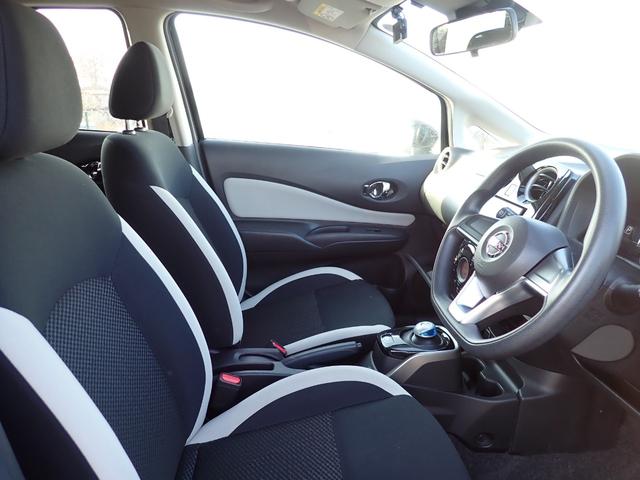 ノート ｅ－パワー　Ｘ　ＦＯＵＲ　４ＷＤ　ナビ　バックカメラ　Ｂｌｕｅｔｏｏｔｈ　ＣＤ　ＤＶＤ　前ドライブレコーダー　レーダーブレーキ　クリアランスソナー　横滑り防止　レーンキープ　オートライト　プッシュスタート（7枚目）