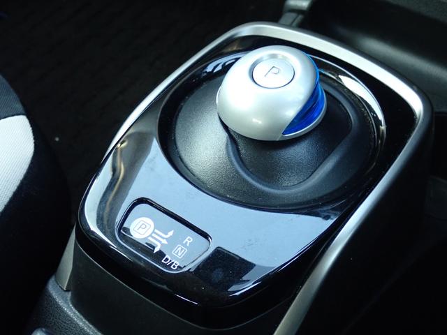 ノート ｅ－パワー　Ｘ　ＦＯＵＲ　４ＷＤ　ナビ　バックカメラ　Ｂｌｕｅｔｏｏｔｈ　ＣＤ　ＤＶＤ　前ドライブレコーダー　レーダーブレーキ　クリアランスソナー　横滑り防止　レーンキープ　オートライト　プッシュスタート（18枚目）