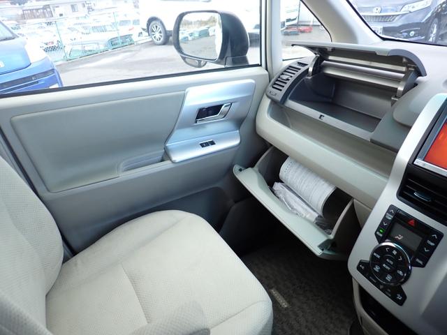 TOYOTA NOAH G