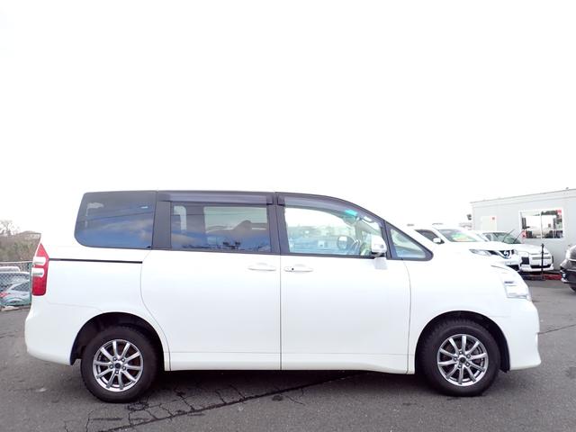 TOYOTA NOAH G