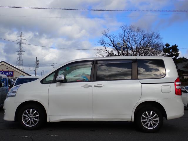 TOYOTA NOAH G