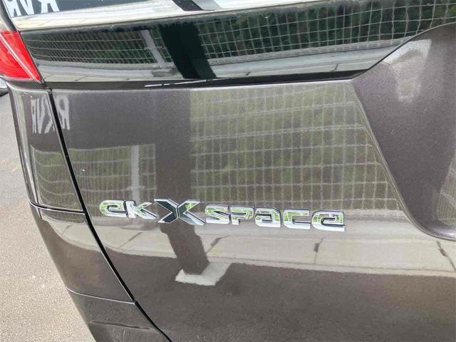 ｅＫクロススペース Ｍ　届け出済み未使用車　クリアランスソナー　レーンアシスト　衝突被害軽減システム　ＬＥＤヘッドランプ　キーレスエントリー　アイドリングストップ　電動格納ミラー　シートヒーター　ベンチシート　ＣＶＴ（25枚目）