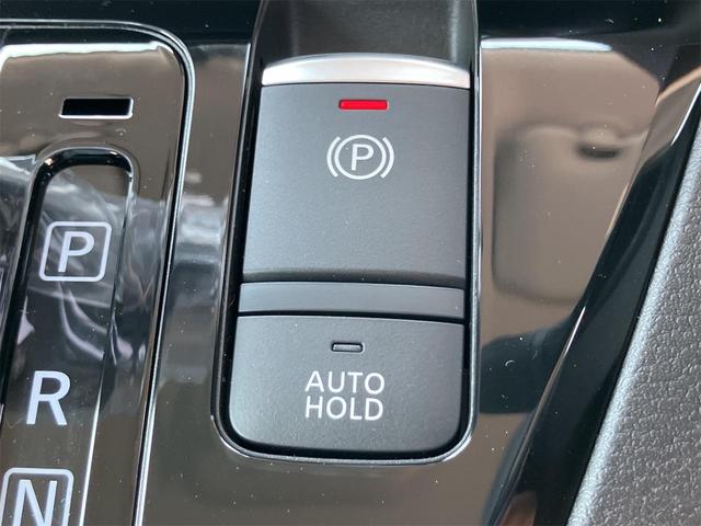 デリカミニ Ｇ　プレミアム　届け出済み未使用車　バックカメラ　サイドカメラ　両側電動スライドドア　クリアランスソナー　オートクルーズコントロール　衝突被害軽減システム　オートライト　ＬＥＤヘッドランプ　スマートキー（6枚目）