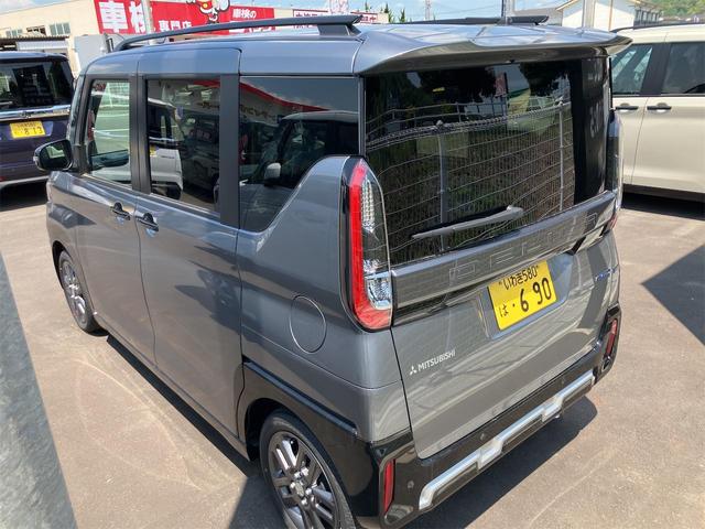デリカミニ Ｇ　プレミアム　届け出済み未使用車　バックカメラ　サイドカメラ　両側電動スライドドア　クリアランスソナー　オートクルーズコントロール　衝突被害軽減システム　オートライト　ＬＥＤヘッドランプ　スマートキー（18枚目）