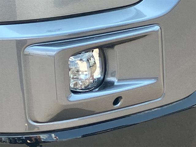 デリカミニ Ｇ　プレミアム　届け出済み未使用車　バックカメラ　サイドカメラ　両側電動スライドドア　クリアランスソナー　オートクルーズコントロール　衝突被害軽減システム　オートライト　ＬＥＤヘッドランプ　スマートキー（24枚目）