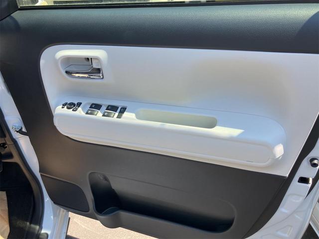 ムーヴキャンバス ストライプスＧ　届け出済み未使用車　バックカメラ　両側電動スライドドア　クリアランスソナー　衝突被害軽減システム　オートライト　ＬＥＤヘッドランプ　スマートキー　アイドリングストップ　電動格納ミラー　シートヒーター（29枚目）