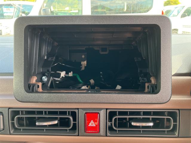 ムーヴキャンバス セオリーＸ　届け出済み未使用車　バックカメラ　両側電動スライドドア　クリアランスソナー　衝突被害軽減システム　オートライト　スマートキー　アイドリングストップ　電動格納ミラー　ベンチシート　ＣＶＴ（4枚目）