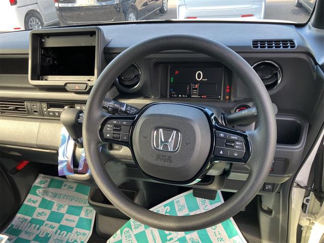 Ｎ－ＢＯＸカスタム ベースグレード　届け出済み未使用車　バックカメラ　両側スライド・片側電動　クリアランスソナー　オートクルーズコントロール　衝突被害軽減システム　オートライト　ＬＥＤヘッドランプ　スマートキー　アイドリングストップ（2枚目）