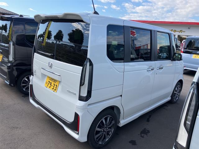 Ｎ－ＢＯＸカスタム ベースグレード　届け出済み未使用車　バックカメラ　両側スライド・片側電動　クリアランスソナー　オートクルーズコントロール　衝突被害軽減システム　オートライト　ＬＥＤヘッドランプ　スマートキー　アイドリングストップ（17枚目）
