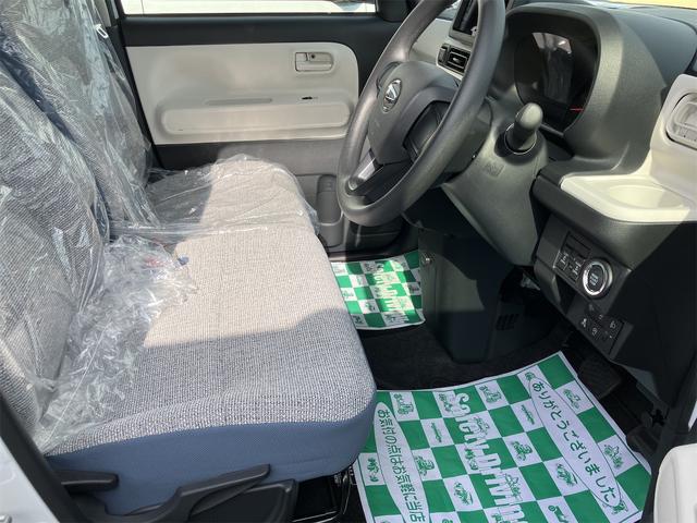 ムーヴキャンバス ストライプスＸ　届け出済み未使用車　両側電動スライドドア　クリアランスソナー　衝突被害軽減システム　オートライト　スマートキー　アイドリングストップ　電動格納ミラー　ベンチシート　ＣＶＴ　盗難防止システム　ＡＢＳ（26枚目）