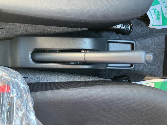 ミライース L SAIII 届け出済み未使用車 クリアランスソナー 衝突被害軽減システム オートマチックハイビーム オートライト キーレスエントリー アイドリングストップ CVT 盗難防止システム ABS ESC 衝突安全ボディ(10枚目)