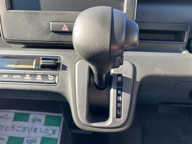 ワゴンＲ ＦＸ　届け出済み未使用車　クリアランスソナー　レーンアシスト　衝突被害軽減システム　オートライト　スマートキー　電動格納ミラー　シートヒーター　ベンチシート　ＣＶＴ　盗難防止システム　ＡＢＳ　ＥＳＣ（6枚目）