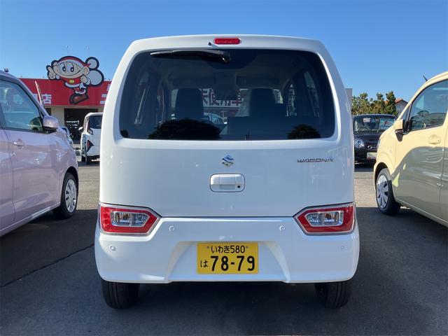 ワゴンＲ ＦＸ　届け出済み未使用車　クリアランスソナー　レーンアシスト　衝突被害軽減システム　オートライト　スマートキー　電動格納ミラー　シートヒーター　ベンチシート　ＣＶＴ　盗難防止システム　ＡＢＳ　ＥＳＣ（17枚目）