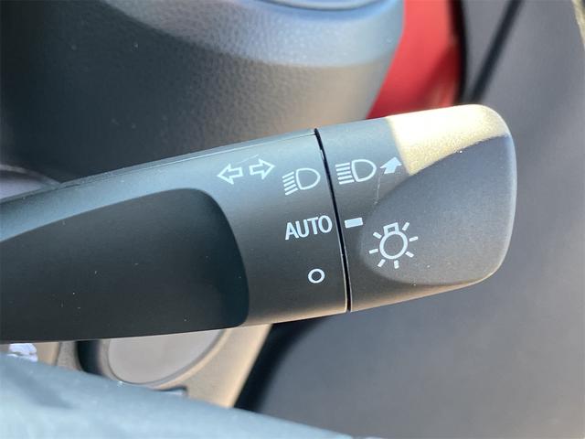 ミライース L SAIII 届け出済み未使用車 クリアランスソナー 衝突被害軽減システム オートマチックハイビーム オートライト キーレスエントリー アイドリングストップ CVT 盗難防止システム ABS ESC 衝突安全ボディ(9枚目)