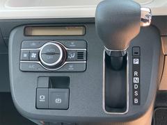 シフトレバー。ぜひ一度お客様の目で確認してください。 7