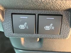 快適装備のシートヒーター付き。エアコンって前面しか当たらずに背中は冷え冷えなんて事もありますよね。快適に調整できますよ。 6