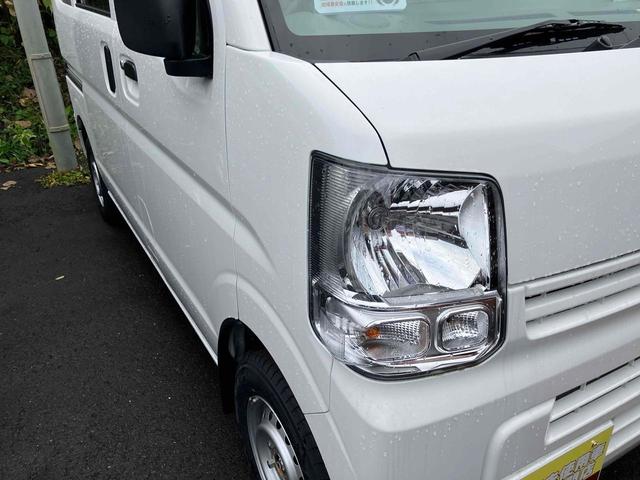 ミニキャブバン Ｍ　４ＷＤ　届け出済み未使用車　ＣＶＴ　衝突被害軽減システム　クリアランスソナー　レーンアシスト　両側スライドドア　アイドリングストップ　オートライト　ＡＢＳ　ＥＳＣ　エアコン　パワーウィンドウ（11枚目）