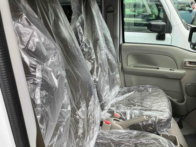 ミニキャブバン Ｍ　４ＷＤ　届け出済み未使用車　ＣＶＴ　衝突被害軽減システム　クリアランスソナー　レーンアシスト　両側スライドドア　アイドリングストップ　オートライト　ＡＢＳ　ＥＳＣ　エアコン　パワーウィンドウ（21枚目）