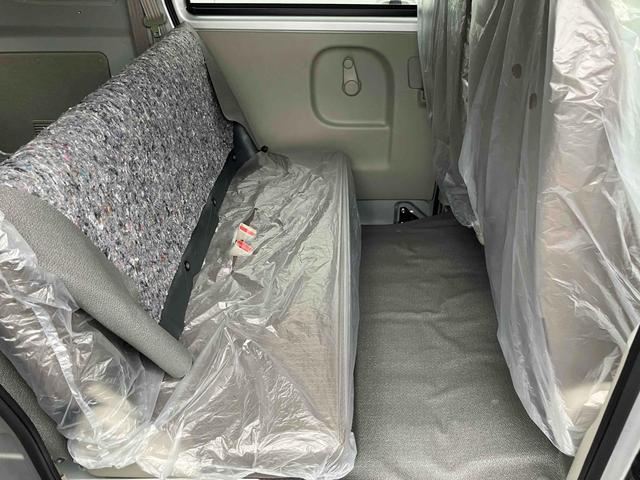 ミニキャブバン Ｍ　４ＷＤ　届け出済み未使用車　ＣＶＴ　衝突被害軽減システム　クリアランスソナー　レーンアシスト　ＥＴＣ　両側スライドドア　アイドリングストップ　ＡＢＳ　ＥＳＣ　エアコン　パワーステアリング（18枚目）