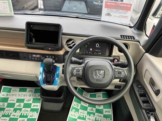 Ｎ－ＢＯＸ ベースグレード　届け出済み未使用車　バックカメラ　両側スライド・片側電動　クリアランスソナー　オートクルーズコントロール　レーンアシスト　衝突被害軽減システム　オートライト　ＬＥＤヘッドランプ　スマートキー（5枚目）