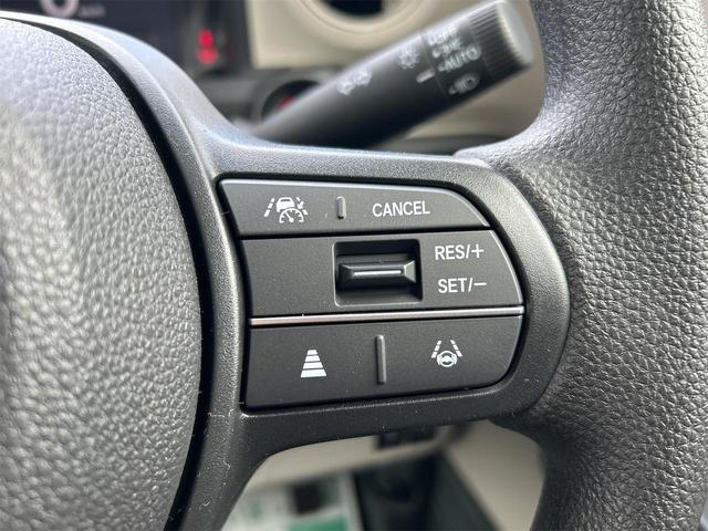 Ｎ－ＢＯＸ ベースグレード　４ＷＤ　届け出済み未使用車　バックカメラ　両側スライド・片側電動　クリアランスソナー　オートクルーズコントロール　レーンアシスト　衝突被害軽減システム　オートライト　ＬＥＤヘッドランプ　スマートキー（5枚目）