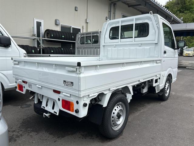 キャリイトラック ＫＣ　４ＷＤ　届け出済み未使用車　ＭＴ　クリアランスソナー　アイドリングストップ　オートライト　ＡＢＳ　ＥＳＣ　エアコン　パワーステアリング　パワーウィンドウ（7枚目）