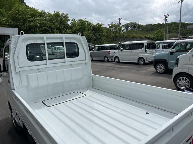 キャリイトラック ＫＣ　４ＷＤ　届け出済み未使用車　ＭＴ　クリアランスソナー　アイドリングストップ　オートライト　ＡＢＳ　ＥＳＣ　エアコン　パワーステアリング　パワーウィンドウ（10枚目）