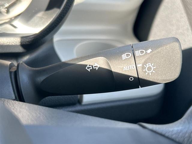 ムーヴキャンバス ストライプスＸ　届け出済み未使用車　バックカメラ　両側電動スライドドア　クリアランスソナー　　衝突被害軽減システム　オートライト　スマートキー　アイドリングストップ　電動格納ミラー　ベンチシート　ＣＶＴ（12枚目）