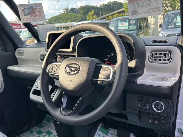 ムーヴキャンバス ストライプスＸ　届け出済み未使用車　バックカメラ　両側電動スライドドア　クリアランスソナー　　衝突被害軽減システム　オートライト　スマートキー　アイドリングストップ　電動格納ミラー　ベンチシート　ＣＶＴ（35枚目）