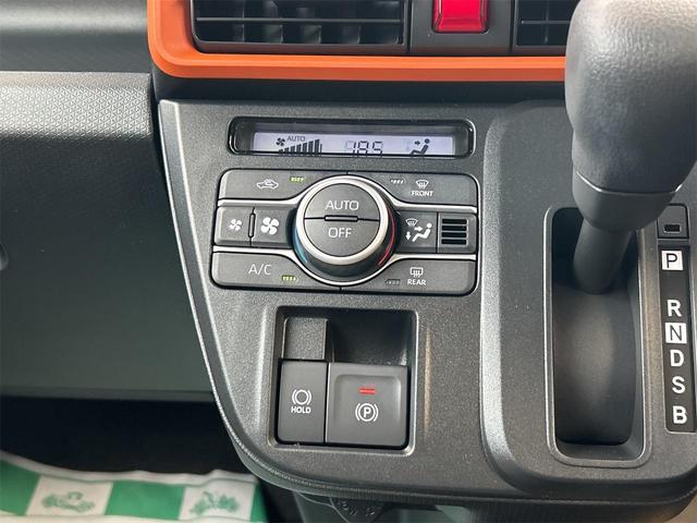 タント ファンクロス　届け出済み未使用車　バックカメラ　両側電動スライドドア　クリアランスソナー　衝突被害軽減システム　オートライト　ＬＥＤヘッドランプ　スマートキー　アイドリングストップ　電動格納ミラー　シートヒーター（8枚目）